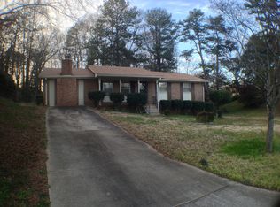 904 Meadow Rock Way, Stone Mountain, GA 30083
