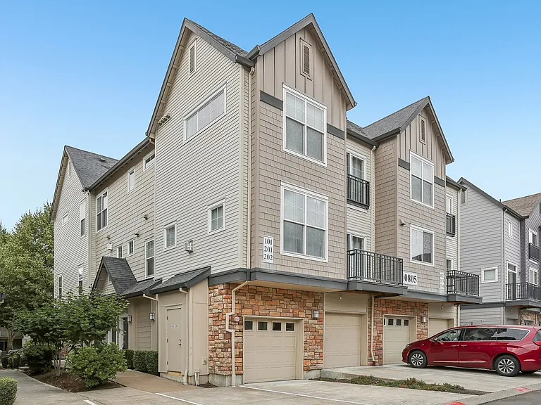 10805 NE Red Wing Way #201 — Photo 30