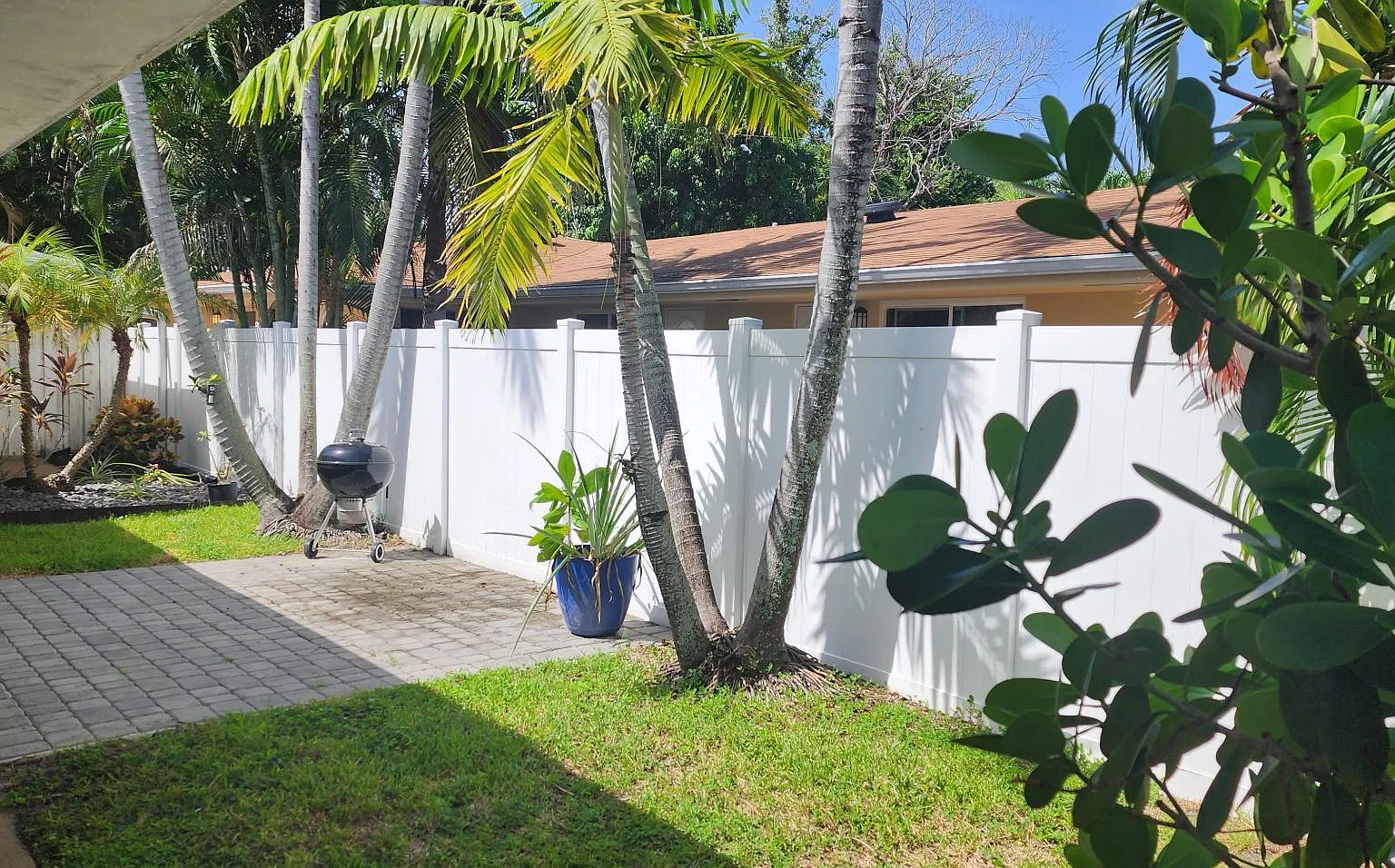 1 bed, 500 sqft, $2,200 — Photo 1