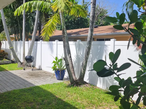 1634 NE 4th Pl, Fort Lauderdale, FL