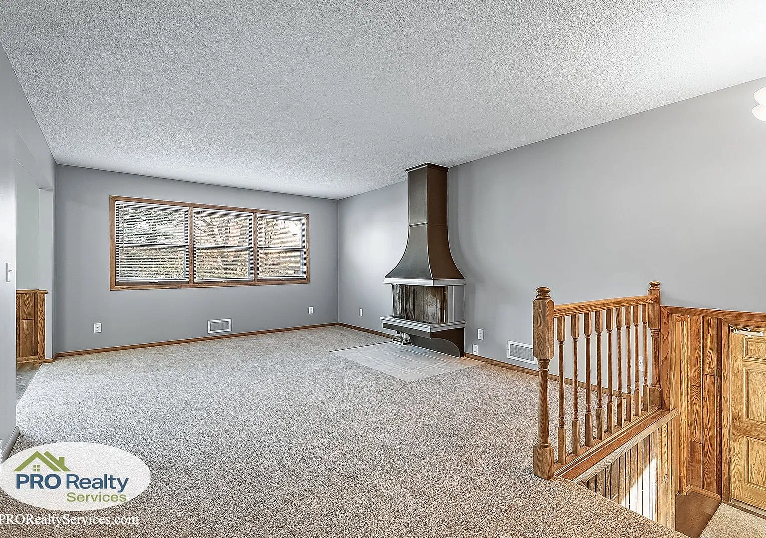 5 Bedroom Home in Brooklyn Center — Photo 2