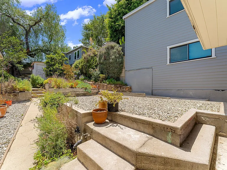 2262 Duane St #2262.5 — Photo 14