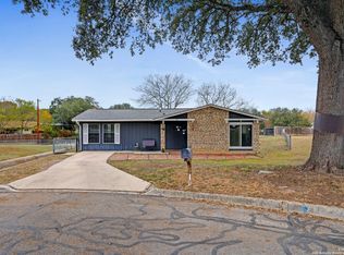117 Lost Forest, Live Oak, TX 78233