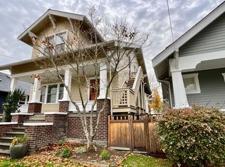 1106 N 49th St, Seattle, WA 98103