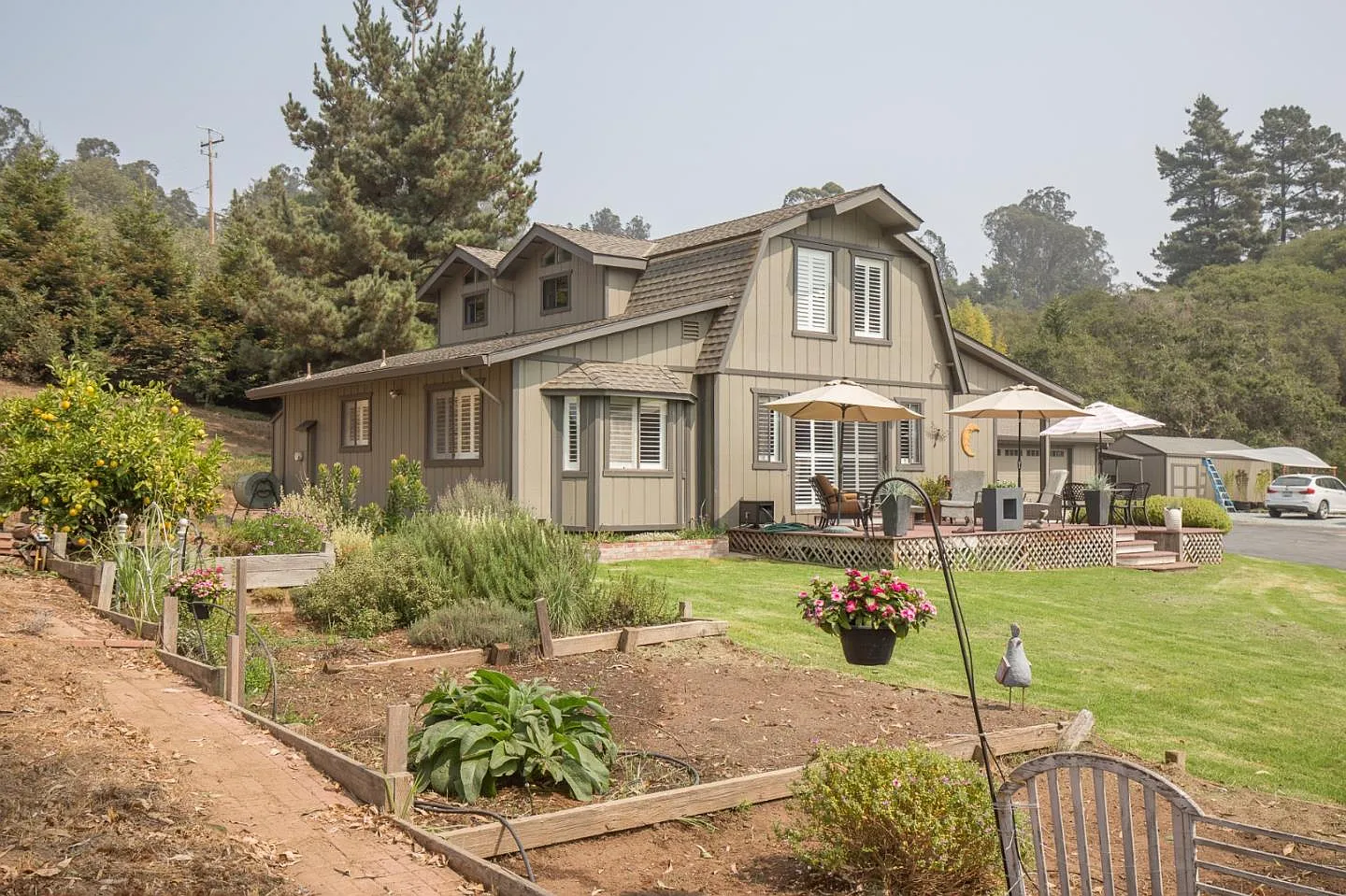 3375 Carneros Ct photo 1