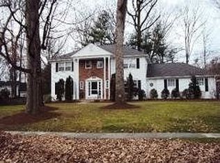 7 Bennington Rd, Morristown, NJ 07960