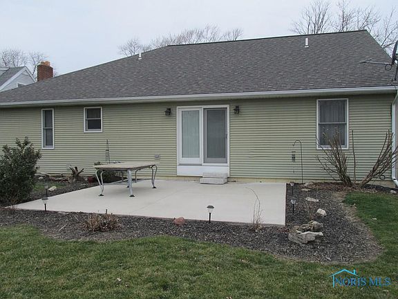 2nd image of 551 W Maumee Ave