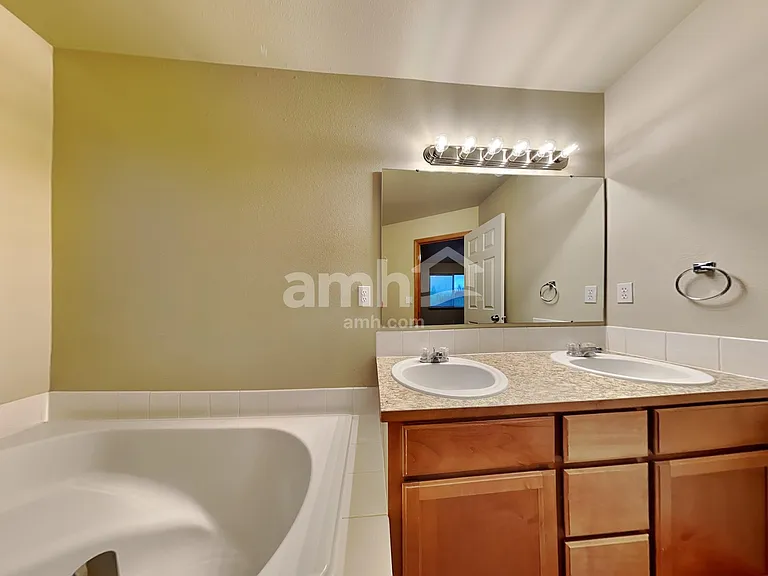 16625 91st Ave SE — Photo 10