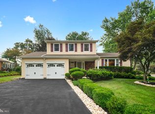 1105 Estates Blvd, Hamilton, NJ 08690