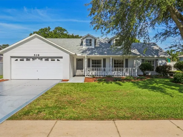 508 Woodview Dr, Tavares, FL 32778