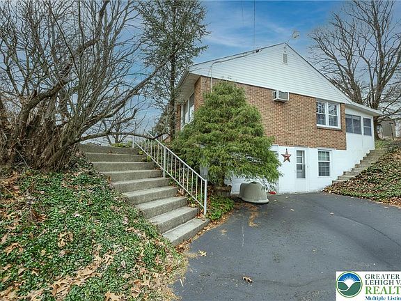 5th image of 5556 Park Valley Rd