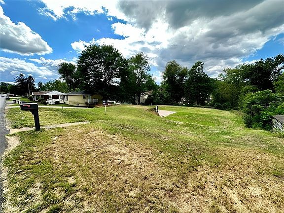 2nd image of 435 Millers Ln