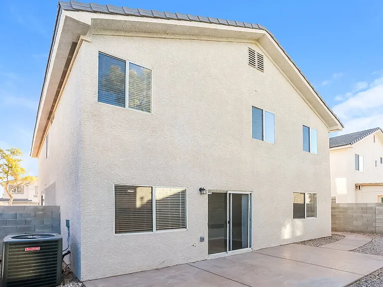 7521 Wandering St — Photo 17