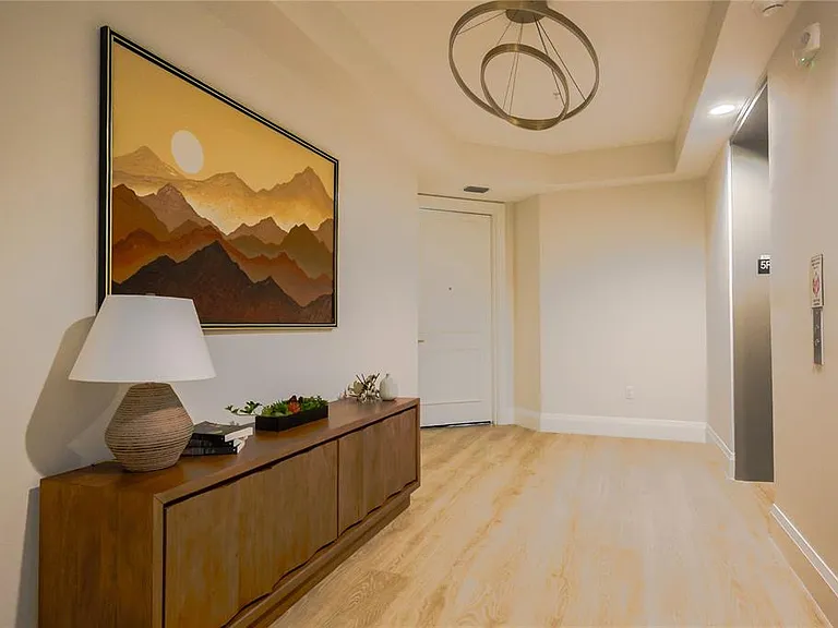 2910 W Barcelona St #501 — Photo 2