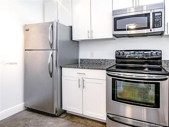 3rd image of 1020 Meridian Ave APT 303