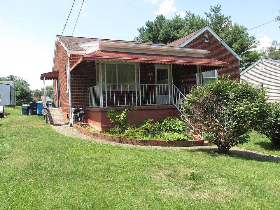 1st image of 2708 Fairfield Dr NE