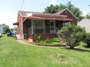 2708 Fairfield Dr NE, Roanoke, VA 24012