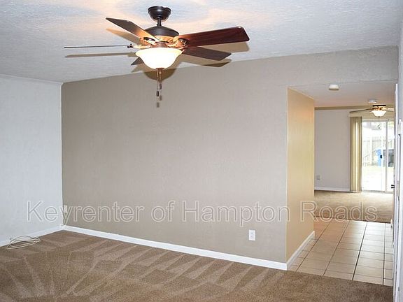 3rd image of 5718 E Hastings Arch