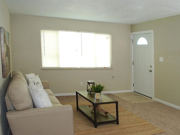 4th image of 7700 Sweetbrier Way