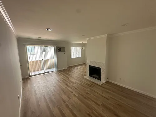 1320 Armacost Ave #6 Photo 1