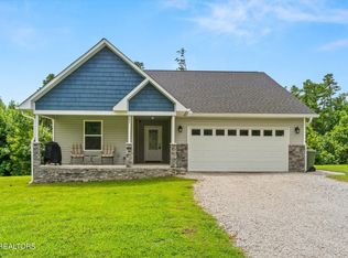282 Mountain Vista Rd, Oliver Springs, TN 37840