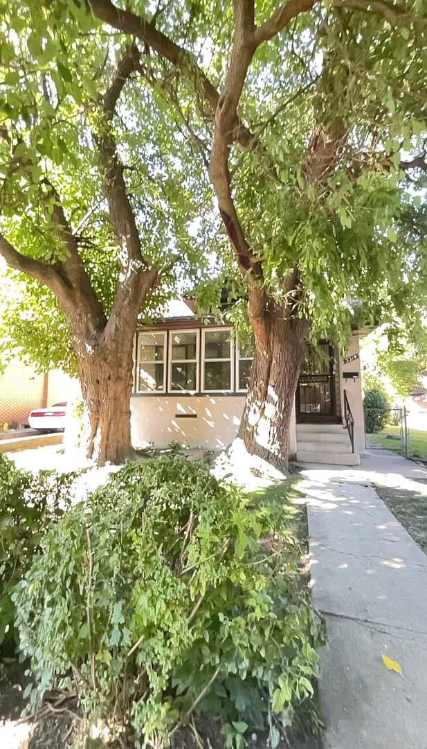 3314 W 64th Pl photo 1