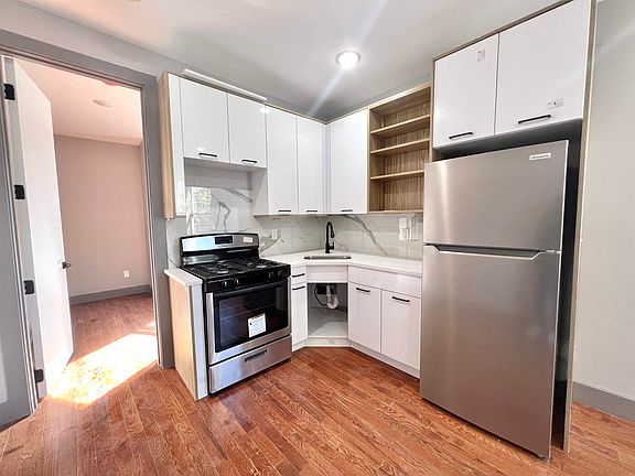2nd image of 39 Van Wagenen Ave #2LL