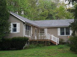 61 Old State Rd, Lanesborough, MA 01224