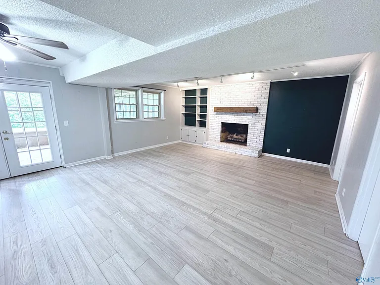 11406 Crestfield Dr SE — Photo 14