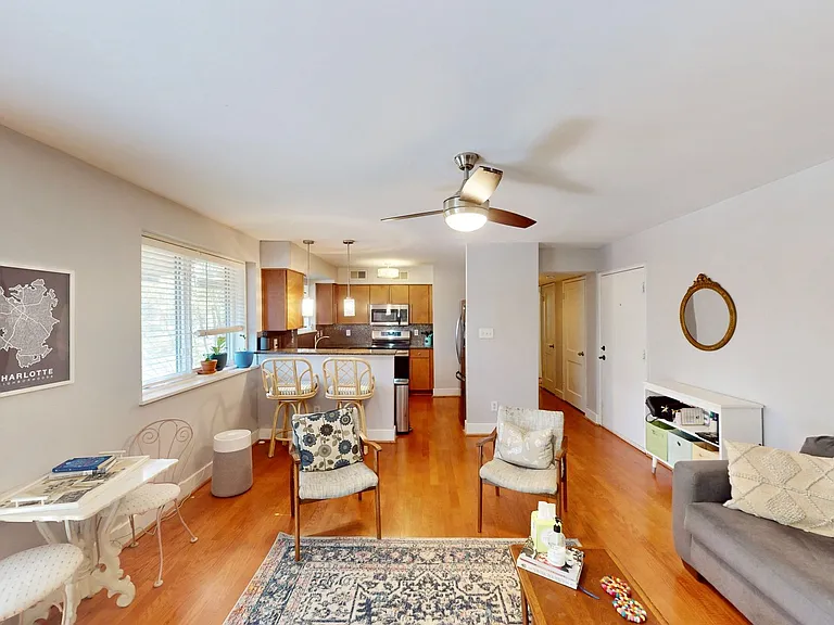 227 N Dotger Ave #E15 — Photo 5