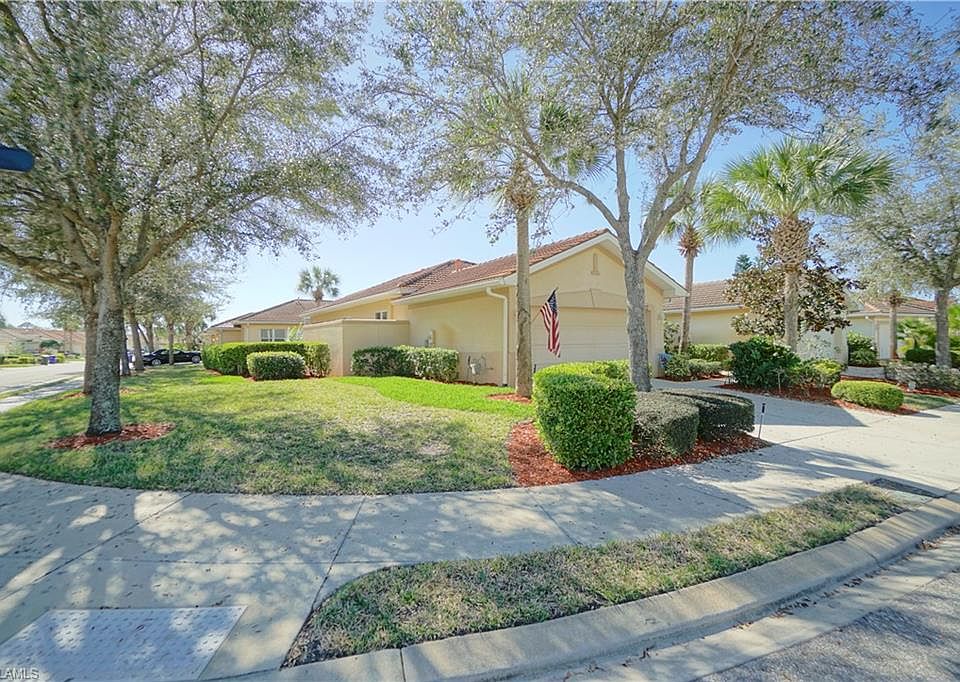 1st image of 10412 Avila Cir