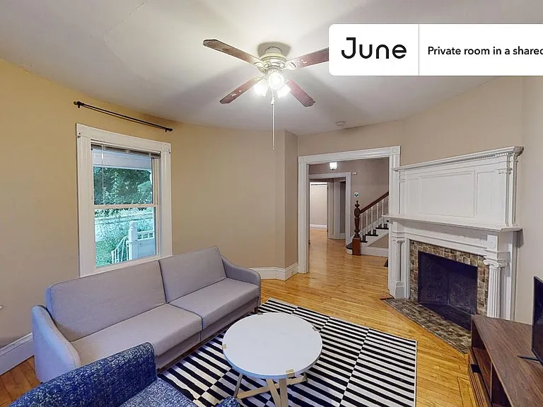 2 Sparhawk St #B — Photo 6