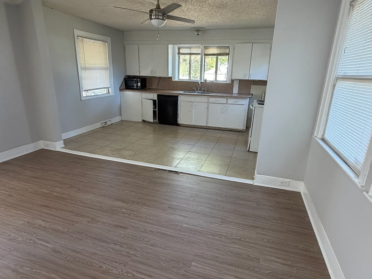 6130 Hickory Grove Rd — Photo 4