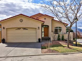 601 Rosewood Ln, Kamloops 1, BC V2H1T3
