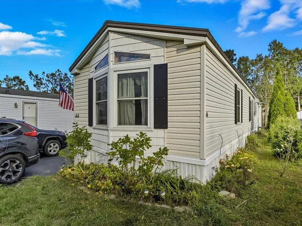 44 Second Street, Colchester, VT 05446