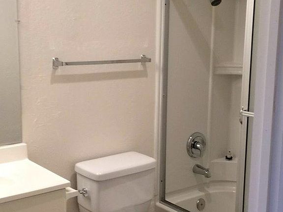 5th image of 4368 Wilson Ave APT 6