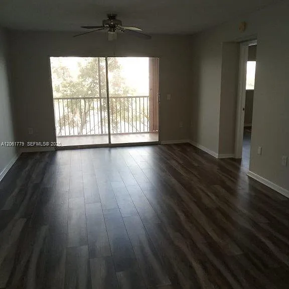 1351 SW 141st Ave #310G — Photo 4