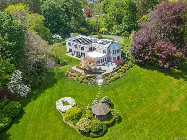 24 Sunset Farm Rd, West Hartford, CT 06107