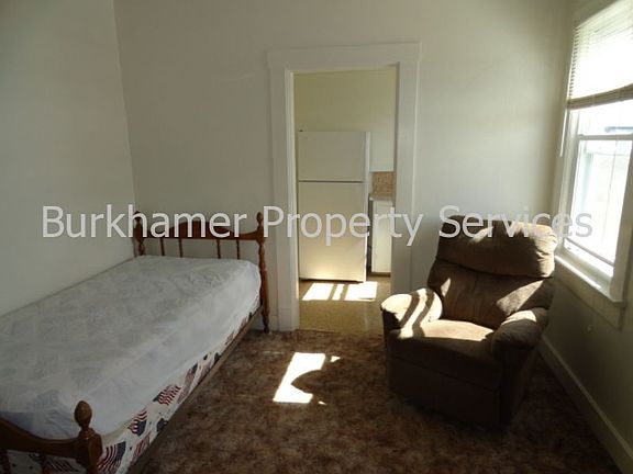 2nd image of 305 W Marcy Ave APT 6