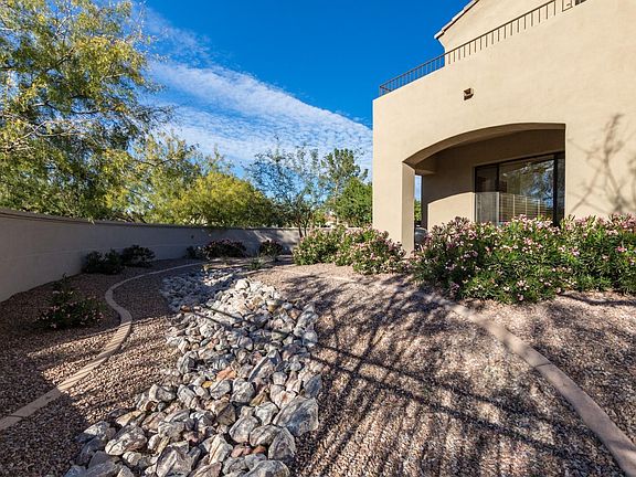 4th image of 3131 E Legacy Dr Unit 1007