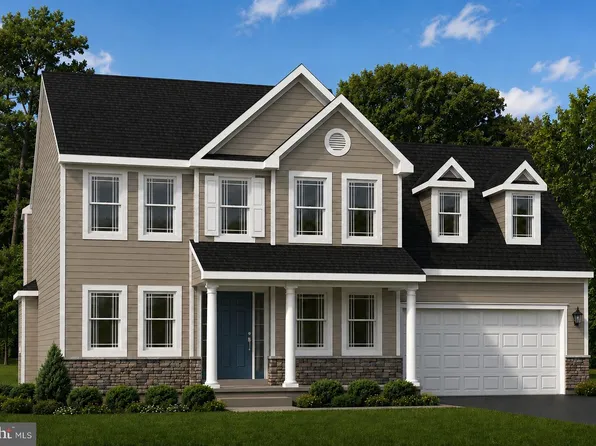 8120 Sunflower Cir, Saint Thomas, PA 17252