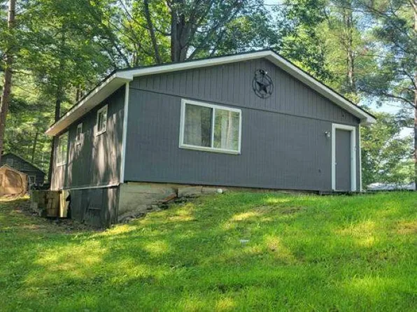 4233 Gilding Rd, Beaverton, MI 48612
