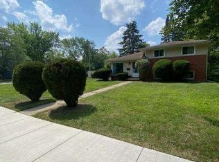 28405 Sutherland St, Southfield, MI 48076