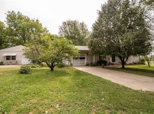 111 Monroe St, Pomona, KS 66076