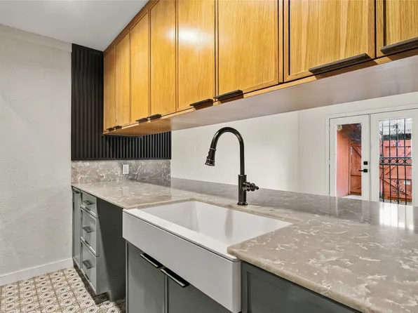 7125 Fair Oaks Ave APT 12, Dallas, TX 75231