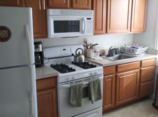 1057 Eureka Rd, Wyandotte, MI 48192