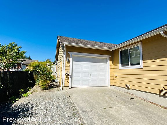 4th image of 1730 Starflower Ln
