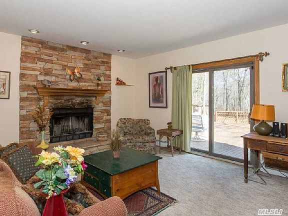 3rd image of 5 Woodland Ct