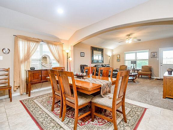 5th image of 3334 McDonough Way