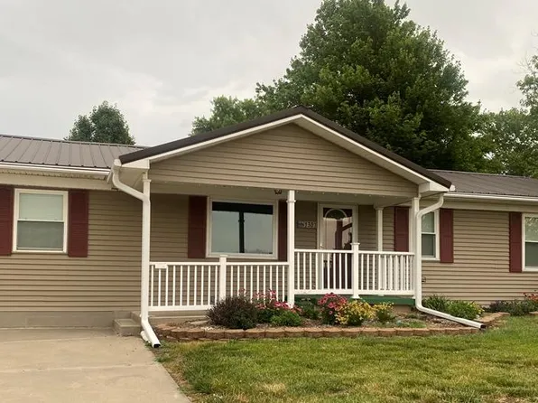 1301 W Cherokee Dr, Chillicothe, MO 64601
